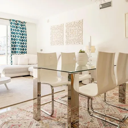 Appartement New Golden Mile 2br Pool, Terrace, Parking Estepona